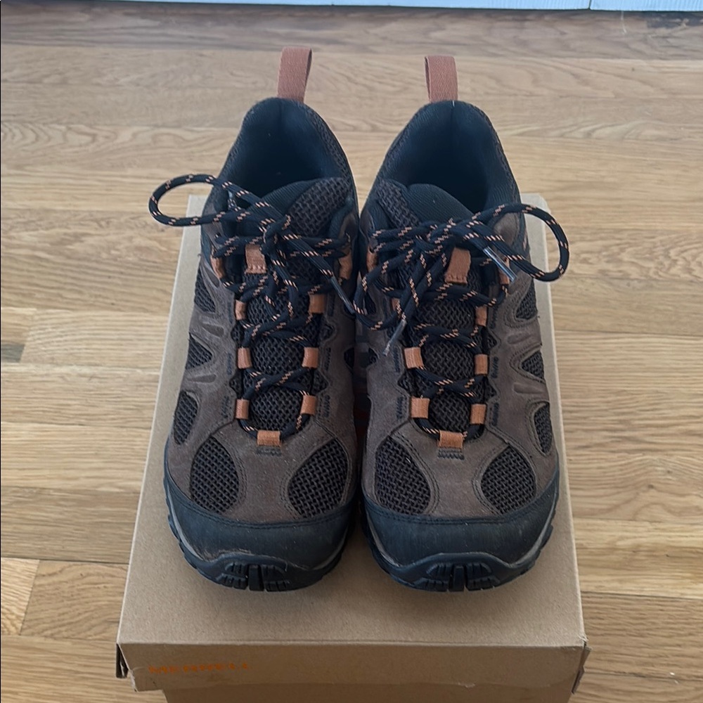 Merrell Men's Brown Hiking Shoes